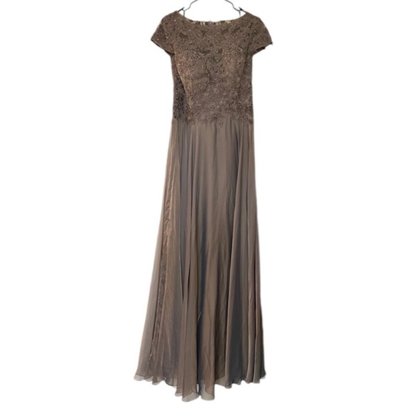 NWT La Femme Illusion Lace Chiffon Embroidered Floor Length Formal Gown A-Line - Picture 3 of 10